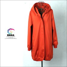 煥新春秋穿搭 新款中年女士風衣，為豐滿身形定制優雅與舒適